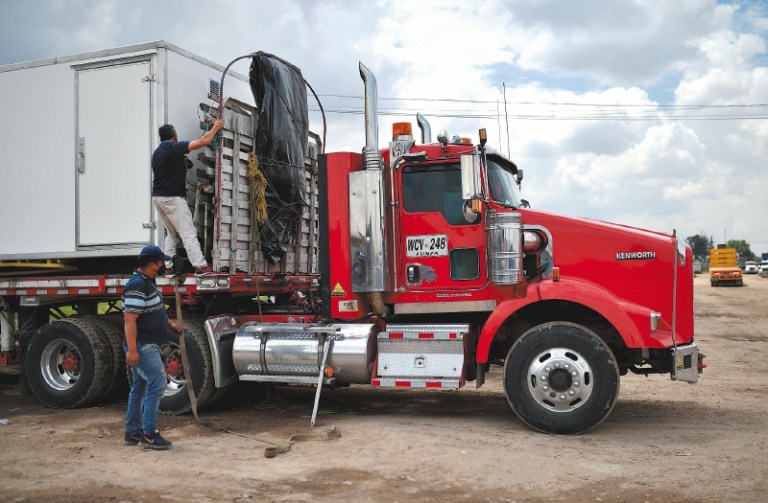 Sin acuerdo sobre el alza del diésel termina reunión entre gobierno y camioneros