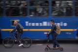 Micromovilidad: opción que crece, pero con barreras de espacio, normas y seguridad
