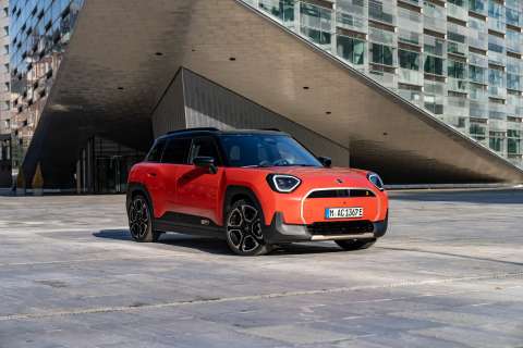 MINI Aceman: el crossover 100% eléctrico aterriza en Colombia en versiones E y SE
