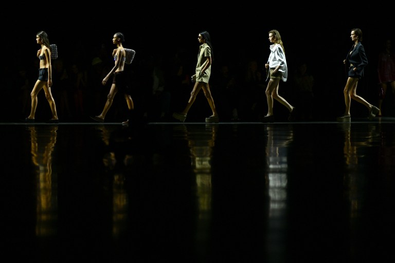 Así fue el debut de Sabato de Sarno como director artístico de Gucci