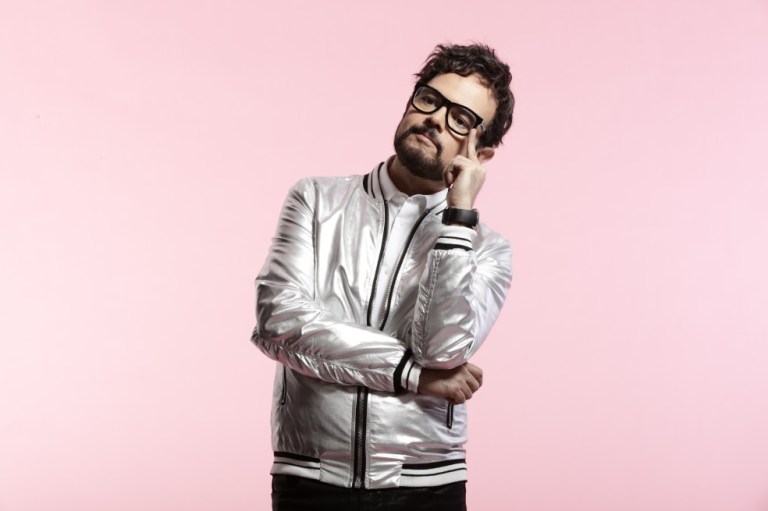 Aleks Syntek: un niño marcado por el rock de los 80