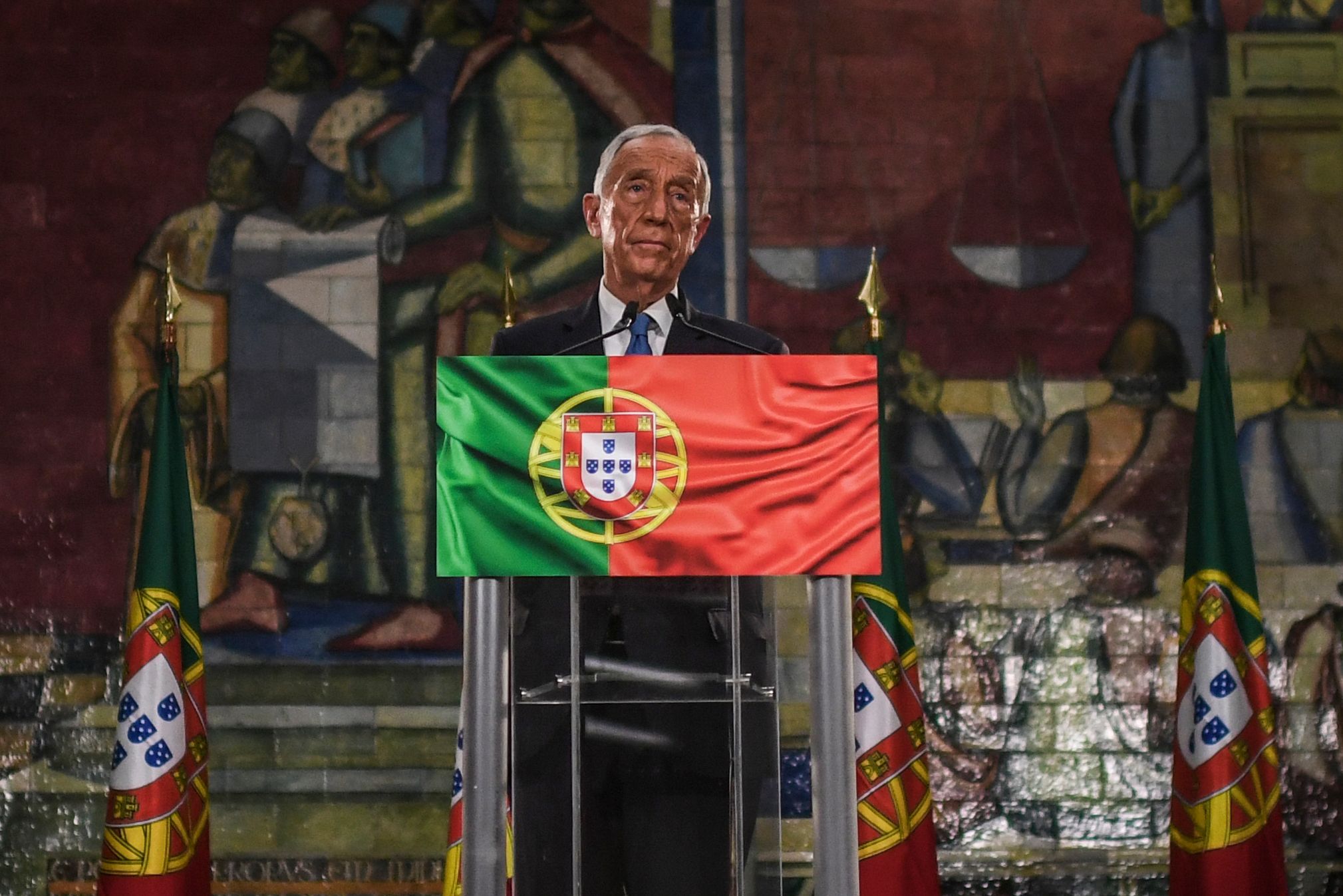 El presidente portugués. Marcelo Rebelo de Sousa, habla en Lisboa luego de ganar las elecciones.