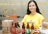 Ella creó una cervecería artesanal para promover los sabores del Huila
