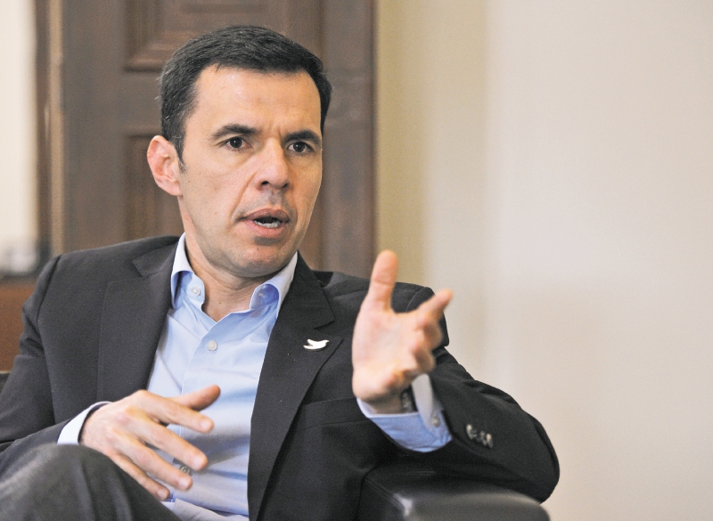 El ministro del Interior, Guillermo Rivera, no descarta ninguna salida jurídica para salvar los proyectos de paz que se quedaron por fuera del “fast track”. / Mauricio Alvarado - El Espectador