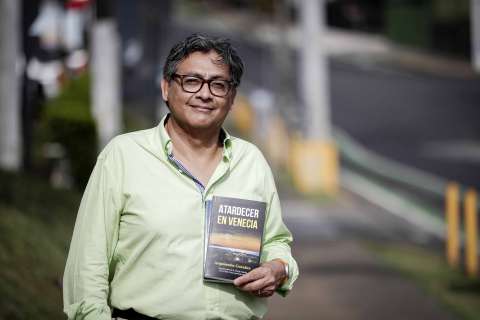 Arquímedes González narra en su novela “los orígenes del mal de la dictadura” en Nicaragua