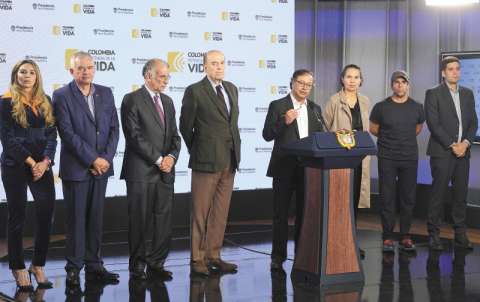 Crisis de comienzo de año en el Gobierno revive fantasma de ajustes ministeriales
