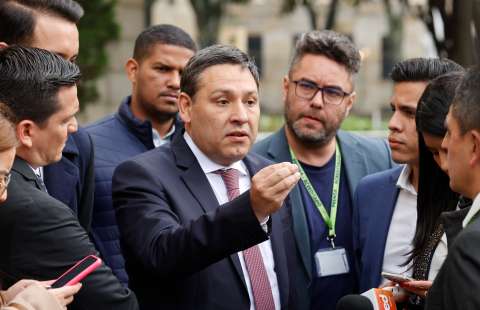 Las miradas a Mauricio Lizcano, el nuevo ministro de las TIC