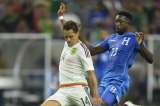 Chicharito Hernández se pierde la Copa de Oro por lesión
