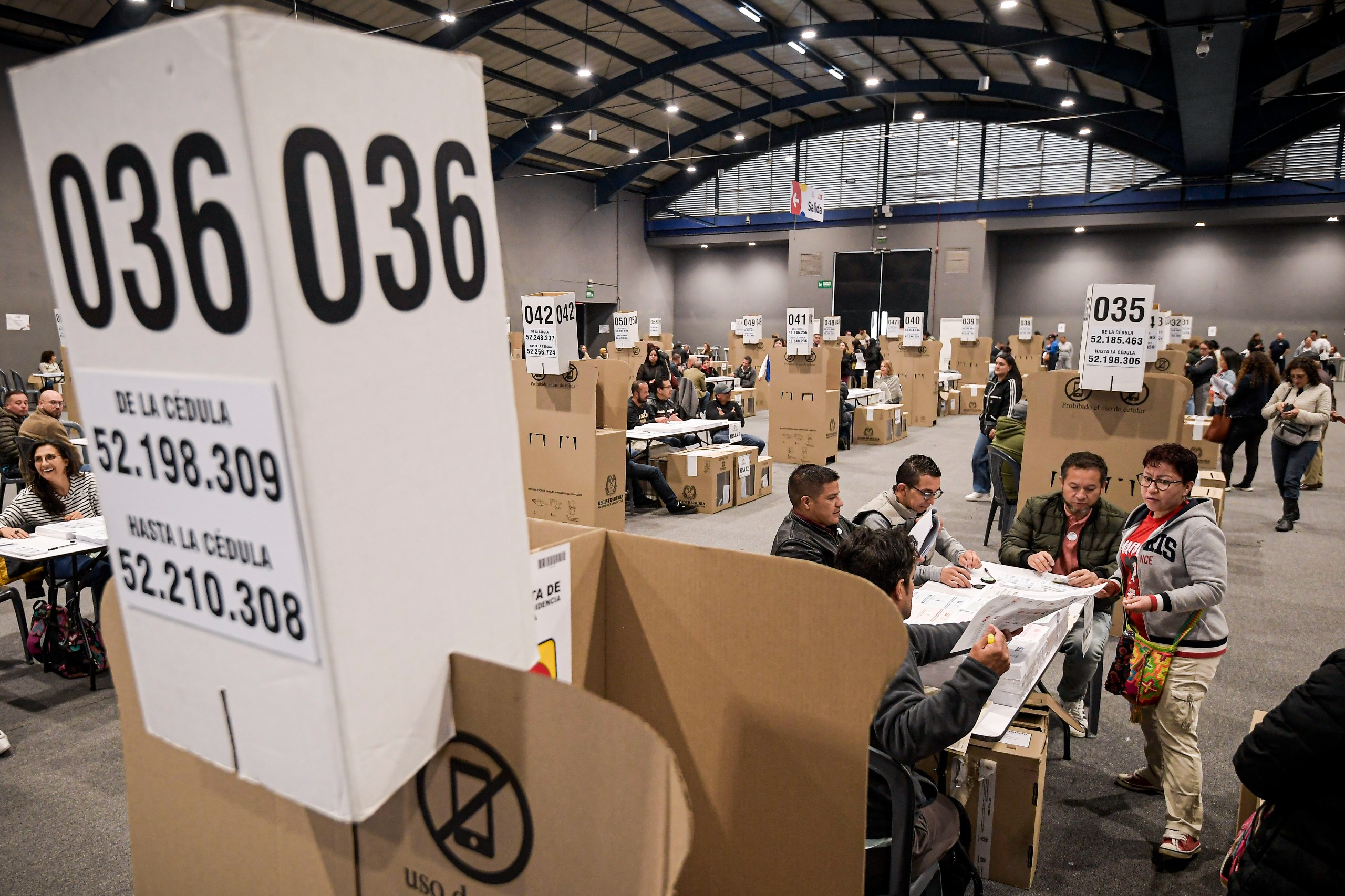 Así avanzó la jornada electoral el 8 de marzo en el recinto de Corferias en Bogotá.