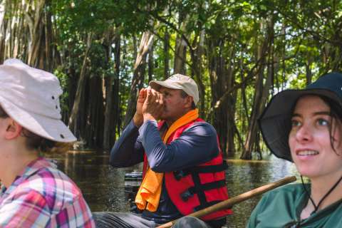 Este es el precio del turismo masivo en el Amazonas
