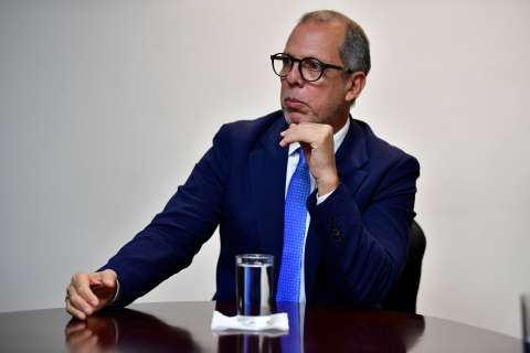 Saade vuelve al gobierno Petro, esta vez como embajador: su hoja de vida ya fue publicada