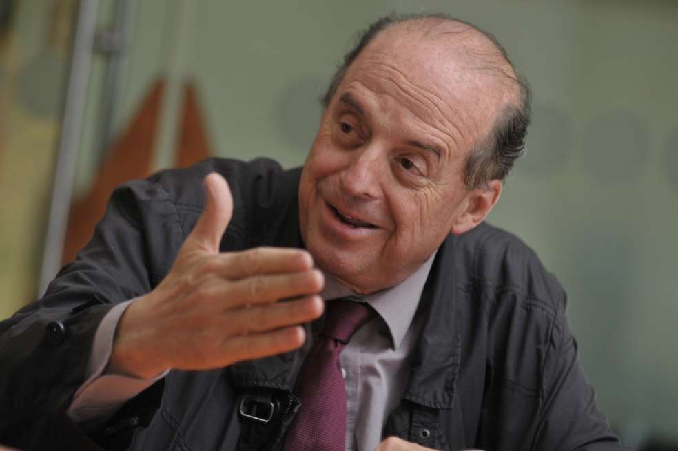 Álvaro Leyva aseguró en 2012 que el Acuerdo Especial debía ser la fórmula de cierre del conflicto armado. /Archivo