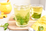 Una infusión refrescante y natural: así se prepara un té de menta