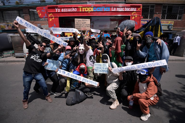 ¿Por qué marchan los miembros de la Primera Línea?