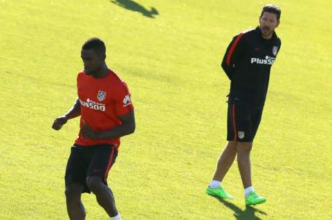 Simeone apuesta por Correa para acompañar a Jackson contra el Benfica