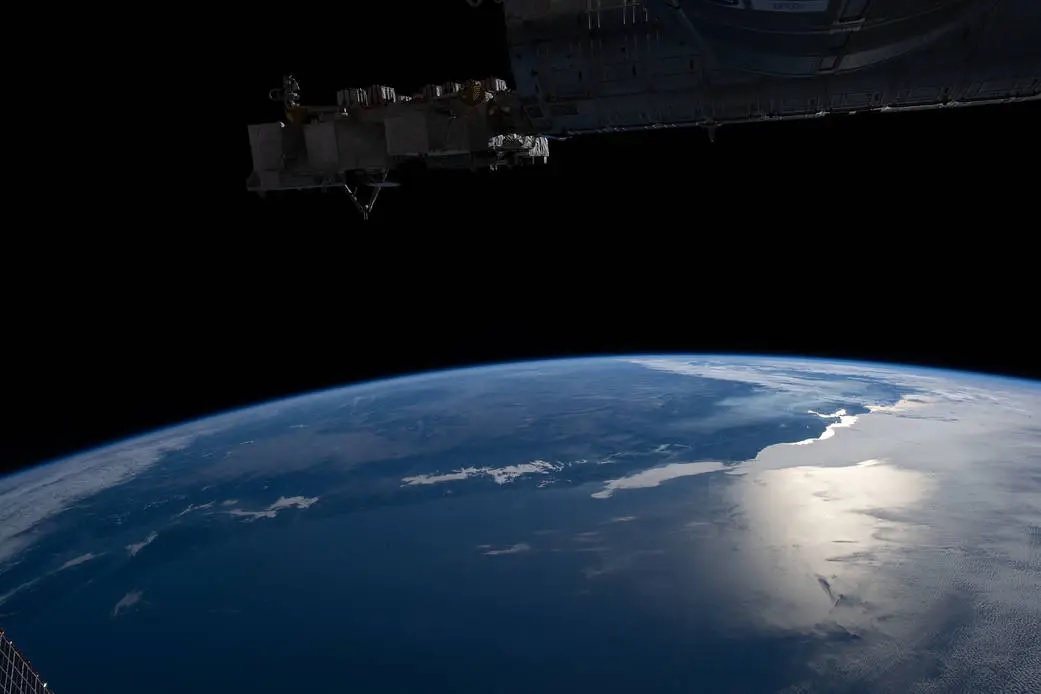 Porción del océano Pacífico visto desde el espacio.