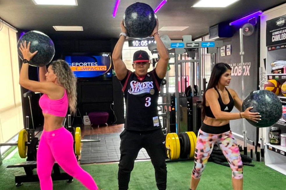 5 ejercicios para quemar grasa abdominal para hacer en casa