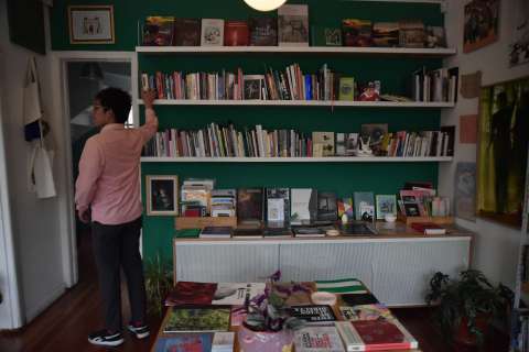 Entre márgenes ajustados y competencia digital: el panorama de las librerías independientes