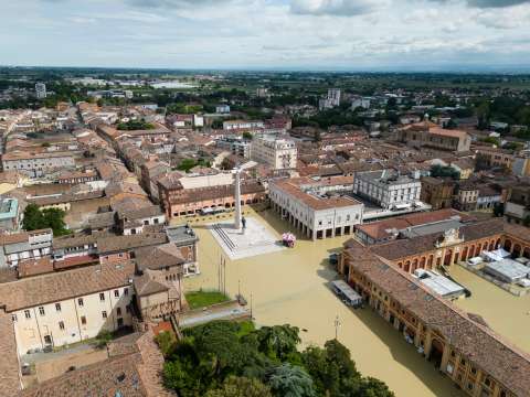 Desechos plásticos harían que millones de personas estén en riesgo de inundaciones