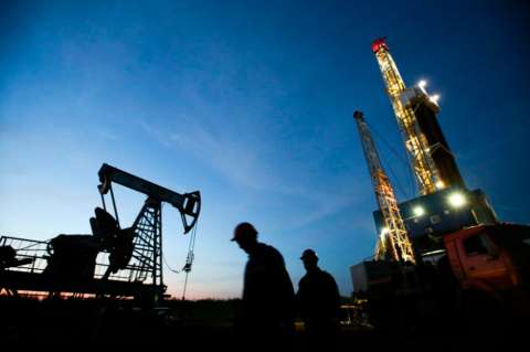 El coronavirus hace estragos en el mercado petrolero