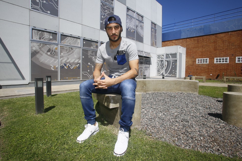 El futbolista colombiano Sebastián Pérez, durante la entrevista con El Espectador. / Prensa Boca Juniors