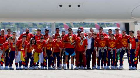 España volvió a casa con la Copa del Mundo: así fue la llegada de los campeones a Madrid