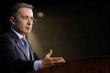 La FLIP pide garantías para la prensa en el caso Uribe