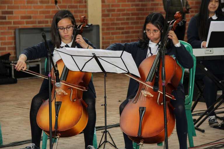 Fundación Santa María: 10 años de apoyo y protección a través del arte para las niñas colombianas