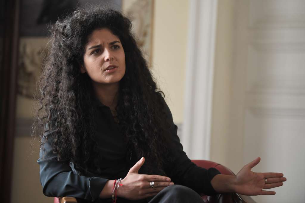Yannai Kadamani Fonrodona ocupa el cargo de ministra de las Culturas desde febrero de 2025.