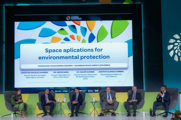 La CAR quiere tener un satélite para reforzar la defensa ambiental en Cundinamarca