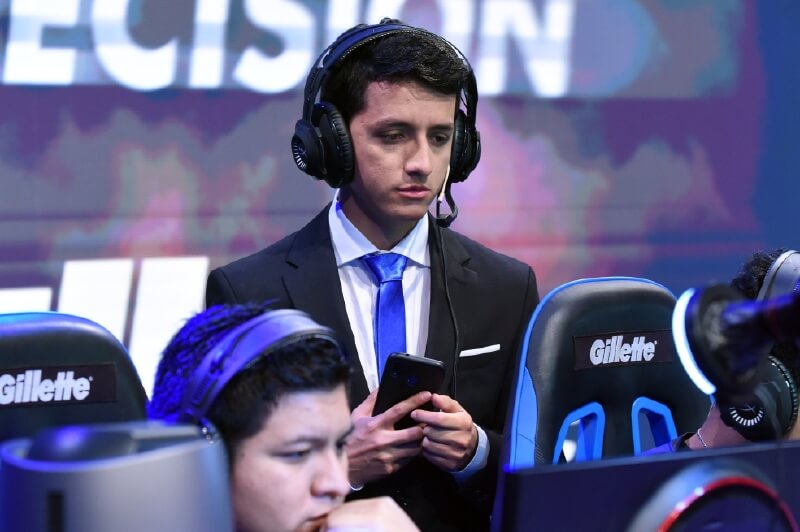 Gerson Castaño en una de las grabaciones del reality de “League of Legends” de ESPN, que se graba en Argentina. / Cortesía: ESPN