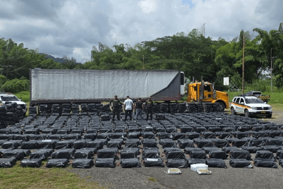 Las 7.5 toneladas de marihuana de las disidencias de “Iván Mordisco” incautadas en Manizales, estaban avaluadas en $2.500 millones.