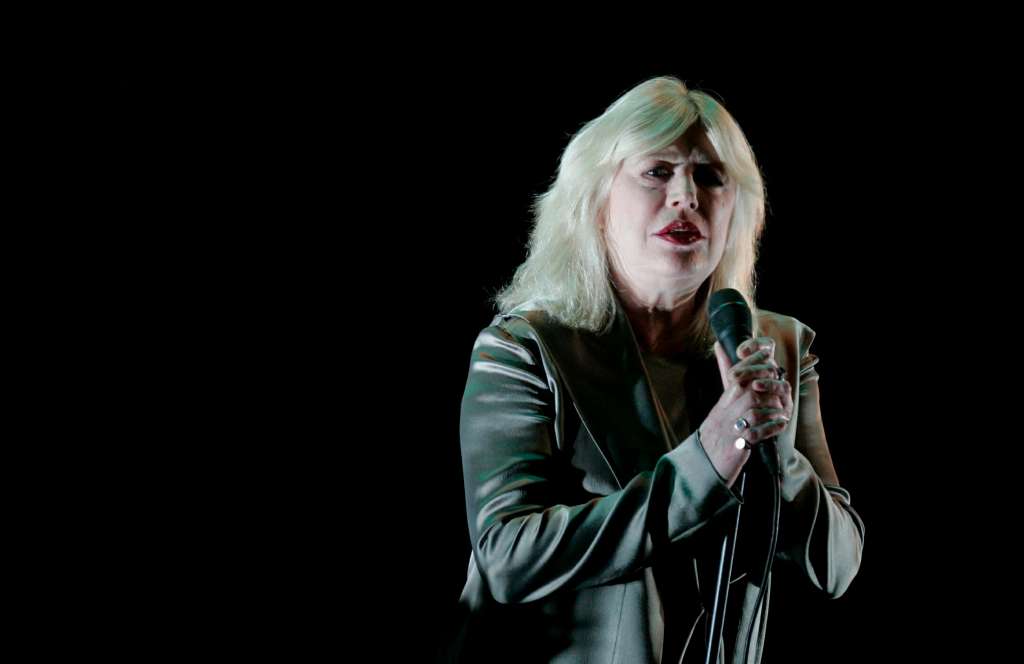 Riga (Latvia).- (FILE) - Singer and actress Marianne Faithfull perfoms in Riga, Latvia, 02 May 2007 (re-issued 30 January 2025). Marianne Faithfull has died aged 78, a statement by her spokesperson issued on 30 January 2025 reads. (Letonia) EFE/EPA/INGA KUNDZINA *** Local Caption *** 00998383