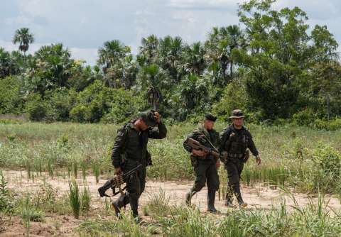 Guerra en Colombia: nuevos grupos, mayor crisis humanitaria y reclutamiento por TikTok