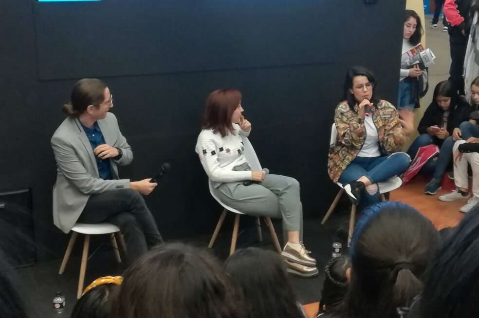 En el conversatorio los creadores de Las Igualadas hablaron de las historias que marcan el día a día de la producción. / El Espectador