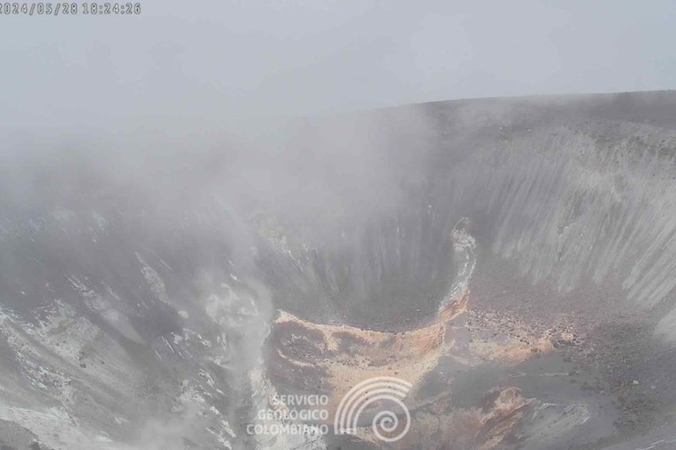 Una imagen del interior del cráter del volcán Puracé.