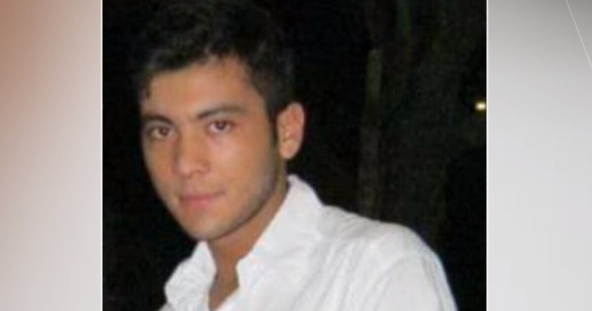 Cristian David Castillo, trabajador de una ferretería en el Rincón de Suba.
