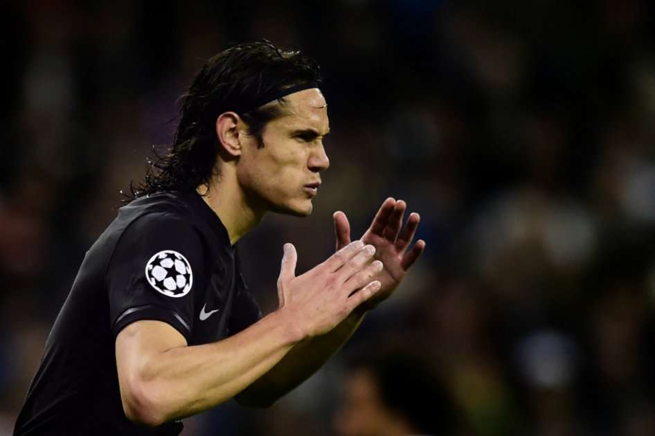 El delantero uruguayo Edinson Cavani del PSG en el partido frente al Real Madrid. / AFP