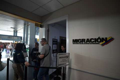 Colombia no dejó entrar a más de 2.000 extranjeros en 2025: 616 eran venezolanos