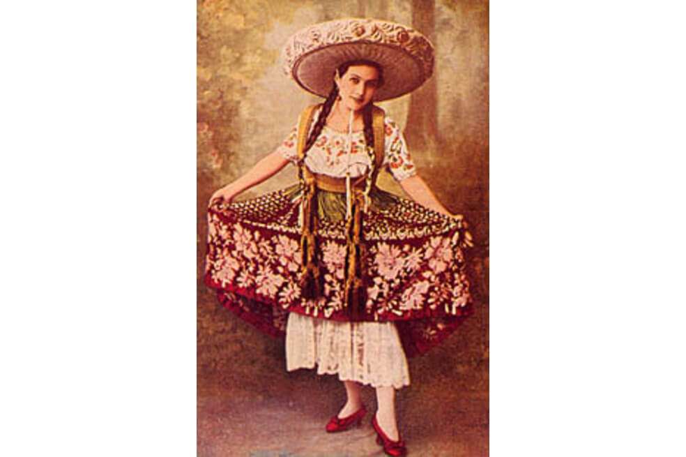 Traje típico de La china poblana. / Archivo particular