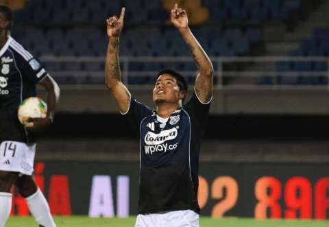 Medellín goleó a Pereira 4-1 y busca el punto invisible: vea los goles
