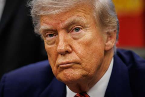 Tribunal frena aranceles globales de Trump, incluidos los aplicados a Colombia