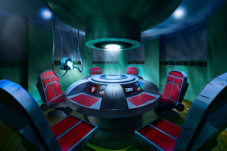 Los visitantes también pueden hacer una parada en la emblemática Sala de Guerra para informar al equipo y probar a Cerebro.