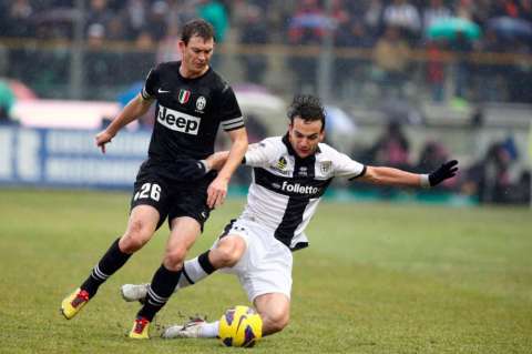 Juventus, líder del fútbol italiano empató 1-1 con en Parma