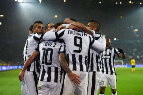 De la mano de Tévez, Juventus goleó 3-0 al  Borussia Dortmund
