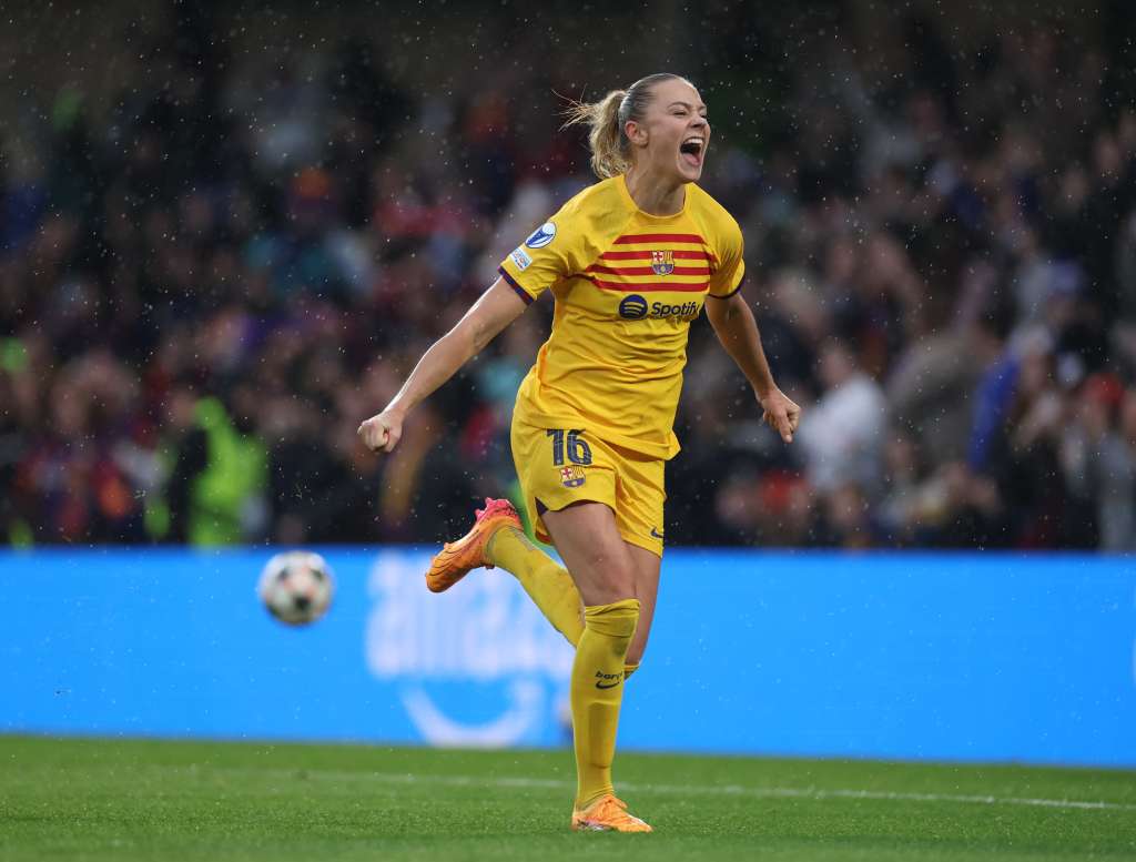 London (United Kingdom), 27/04/2024.- Barcelona'Äôs Fridolina Rolfo celebrates scoring the 0-2 goal during the UEFA Women's Champions League semi-final, 2nd leg soccer match between Chelsea WFC and FC Barcelona Femeni, in London, Britain, 27 April 2024. (Liga de Campeones, Reino Unido, Londres) EFE/EPA/ISABEL INFANTES