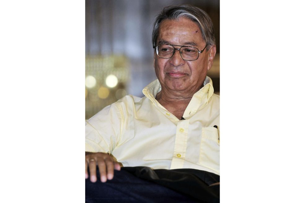 Fotografía de archivo fechada el 21 de septiembre de 2011 del escritor José Agustín durante un acto protocolario en Ciudad de México (México).