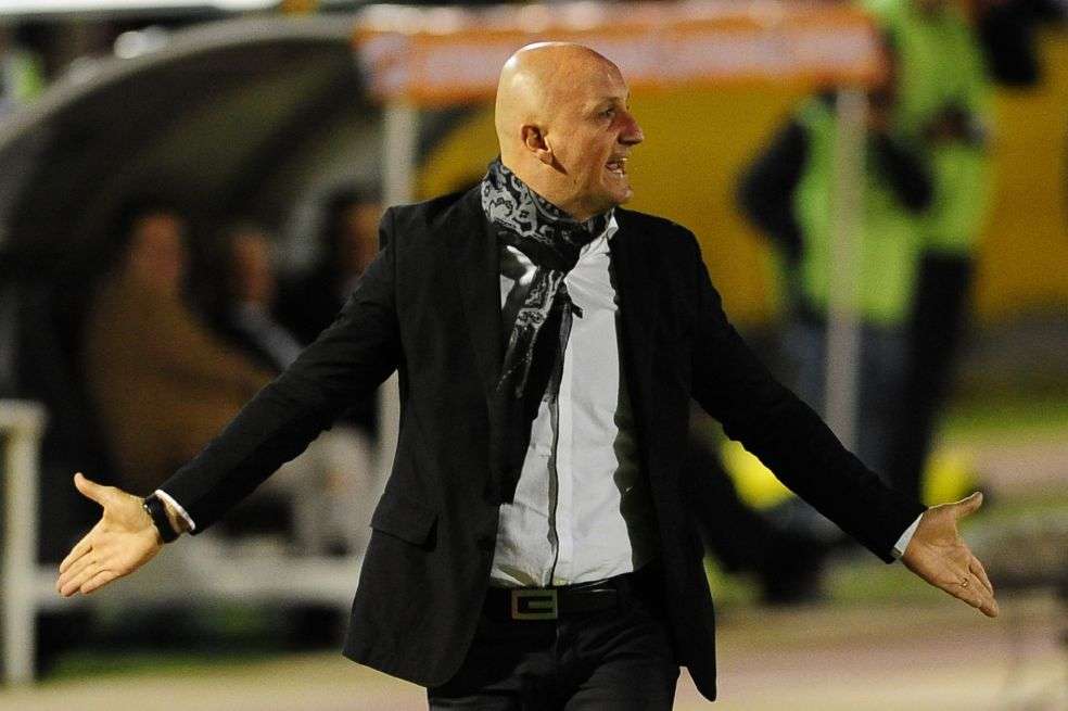 Pablo Repetto, técnico de Independiente del Valle, de Ecuador, rival de Nacional en la final. / Efe