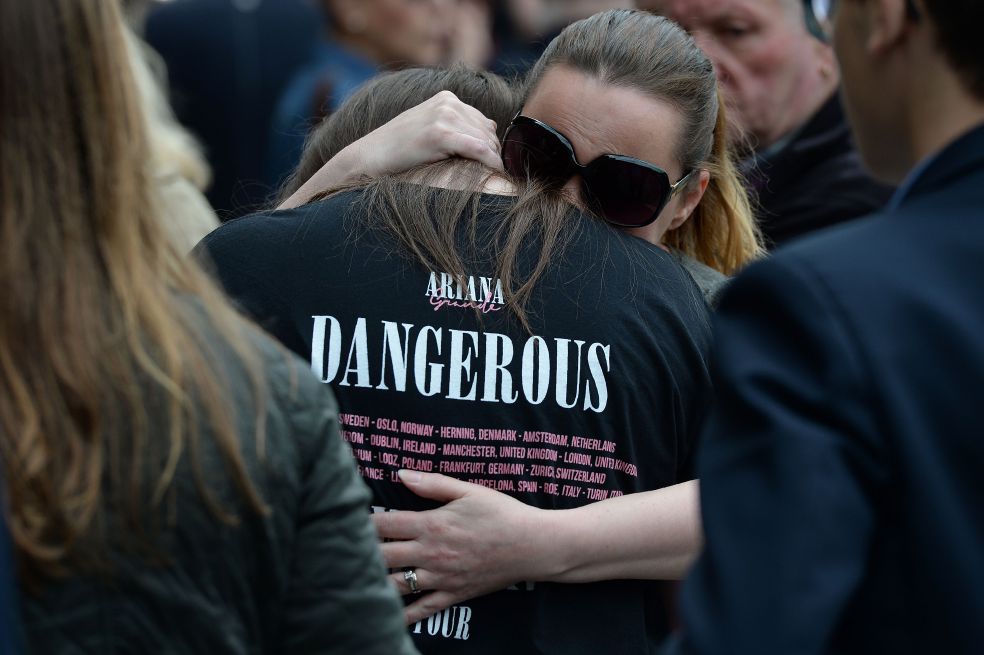 Familiares de las 22 víctimas del atentado en Mánchester. / AFP