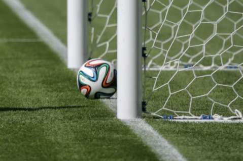 FIFA toma decisión histórica: aprueba el uso del asistente de video de forma experimental